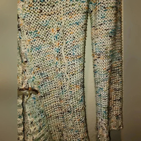 BCBG cardigan - Picture 5 of 5